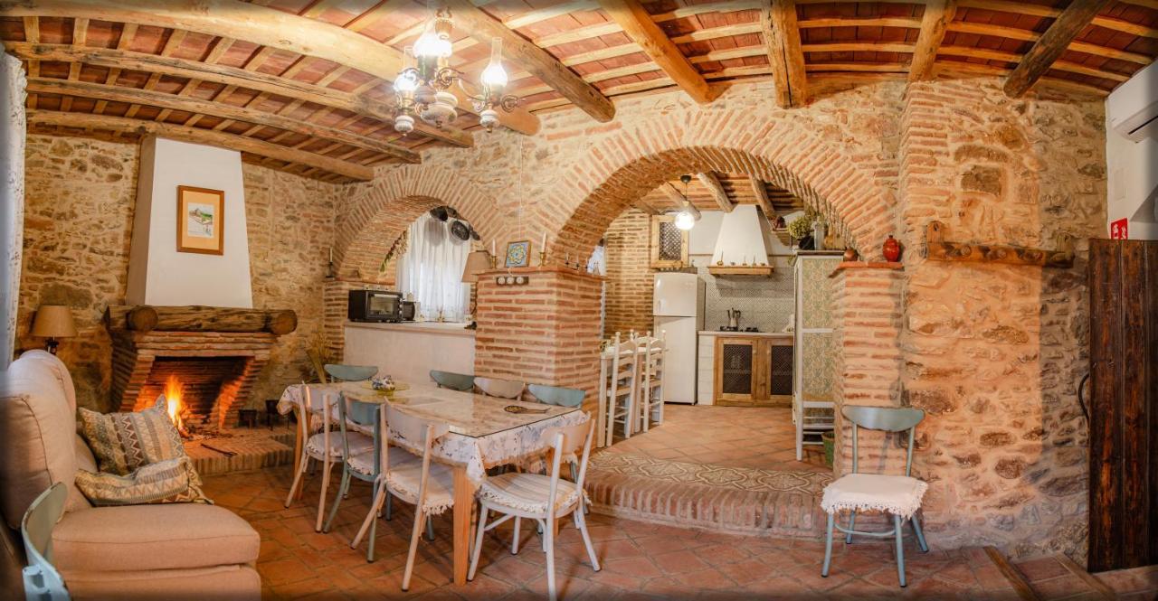 Casa Rural La Casana Fuente del Arco エクステリア 写真